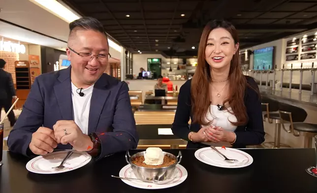 Gillian食到甜品已猛呼好飽。