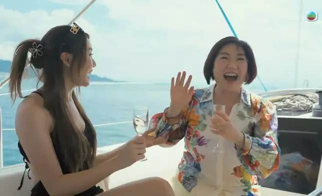 戴祖儀「顏值」經常成為焦點及被搞氣氛重點。