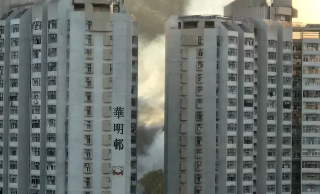 畫眉山山火，華明邨附近見到濃煙。skhosiu1 Threads圖片