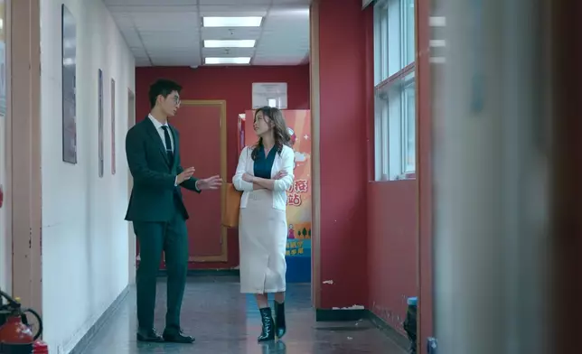 佢同張馳豪啲互動戲好搞笑架。