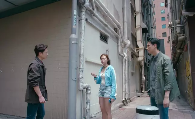 游游短打青春Look率先睇。