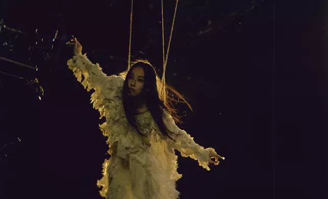 Gigi笑言過程中險些抽筋。