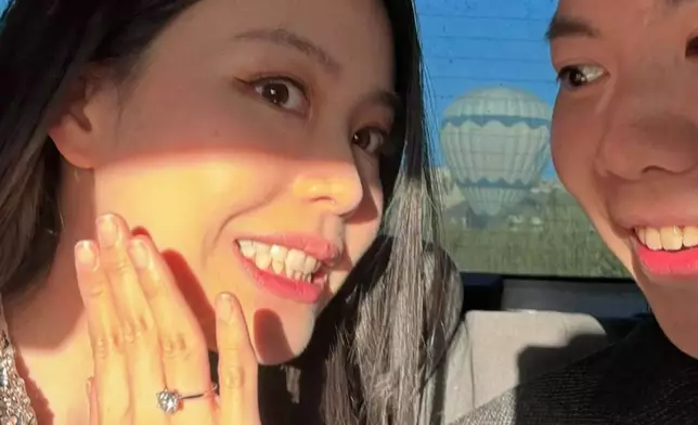 攜手步入人生新階段。