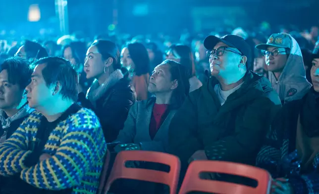 陳媽媽聽得好入迷。