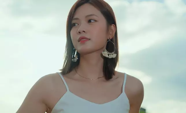 祖儀同游游呢個Look真係好有女神Feel，勁靚呀！