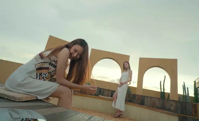 祖儀同游游呢個Look真係好有女神Feel，勁靚呀！