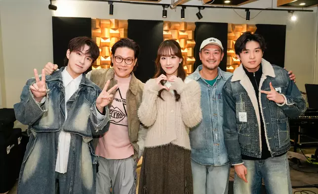 左起：胡子貝、蘇永康、甄敏芳、吳浩康、陸卓謙