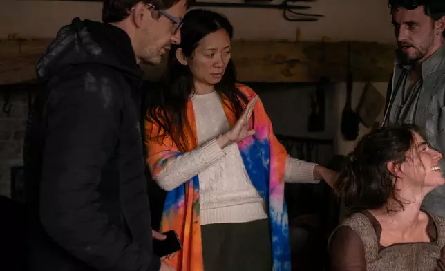 《浪跡天地》《永恆族》金像最佳導演趙婷編導力作。