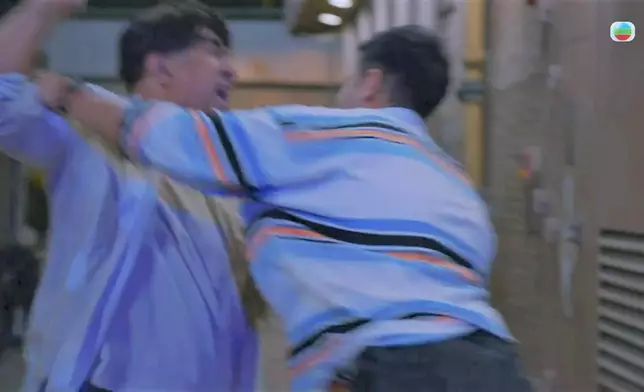 昨晚庭威（成家宏）英勇為希瓦（喬寶寶）擋槍！