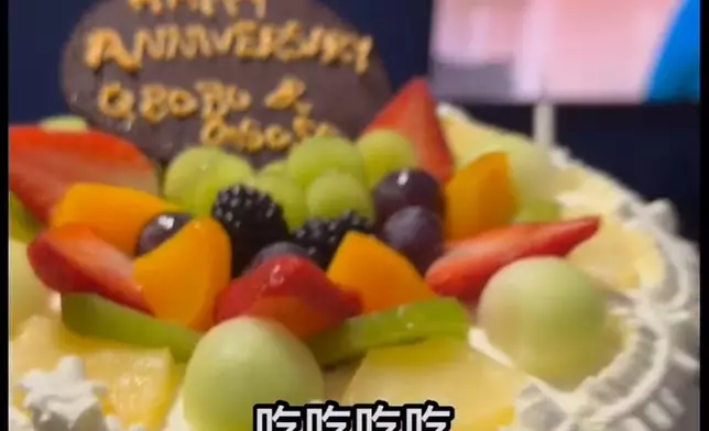 喬寶寶曾拍片「自嘲」兼解構自己點解咁肥，無非都係因為「食」。（圖片來源：喬寶寶IG截圖）