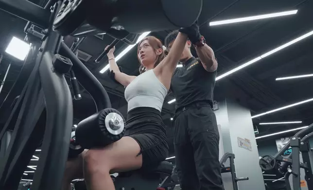 游游隻「老鼠仔」超大隻。