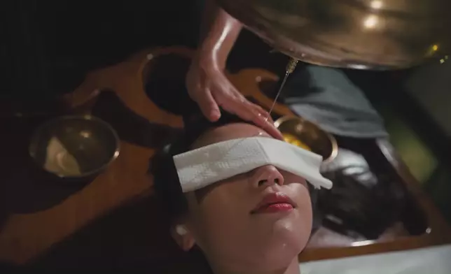 「印度古法油療」