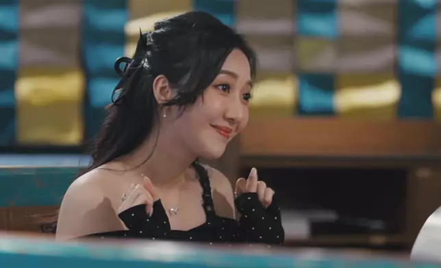 呢位「真空圍裙男」好似綜藝感唔錯。