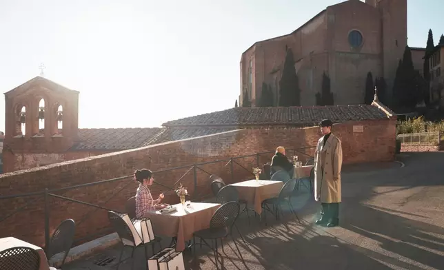 劇中靚人靚景。Netflix官方圖片