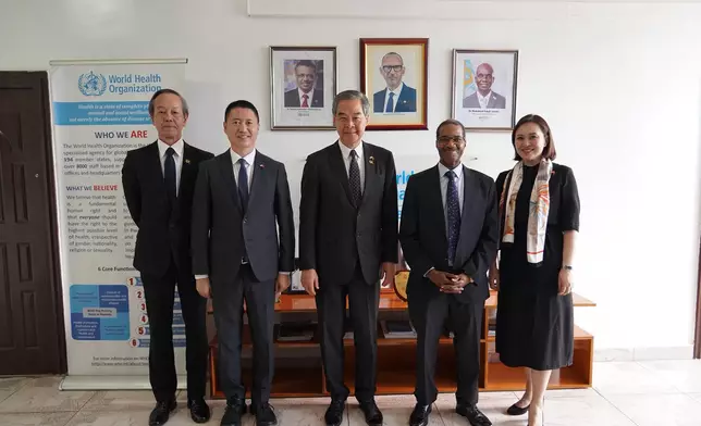 全國政協副主席、共享基金會主席梁振英於2026年1月13日至15日率團訪問盧旺達