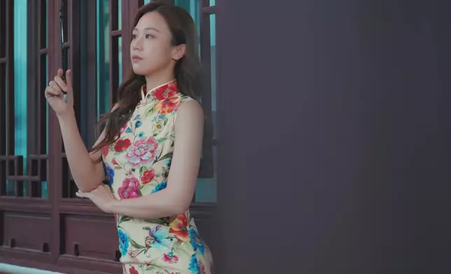 「旗袍三美」配以咁唯美嘅茶點同埋靚景，正。