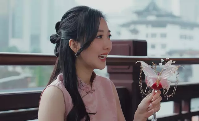 「旗袍三美」配以咁唯美嘅茶點同埋靚景，正。