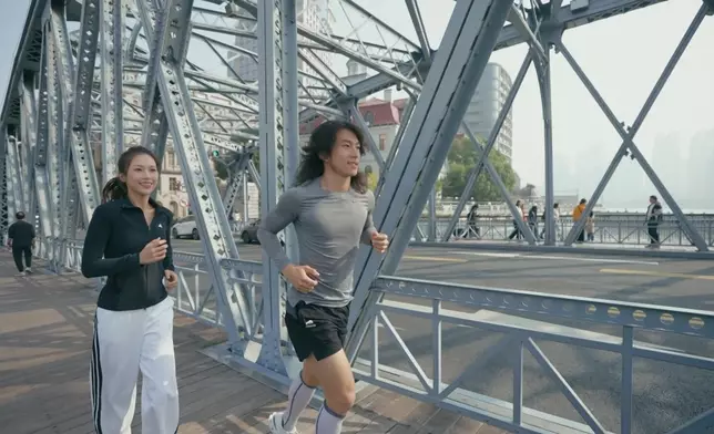 呢位型男係咪好有魅力先。