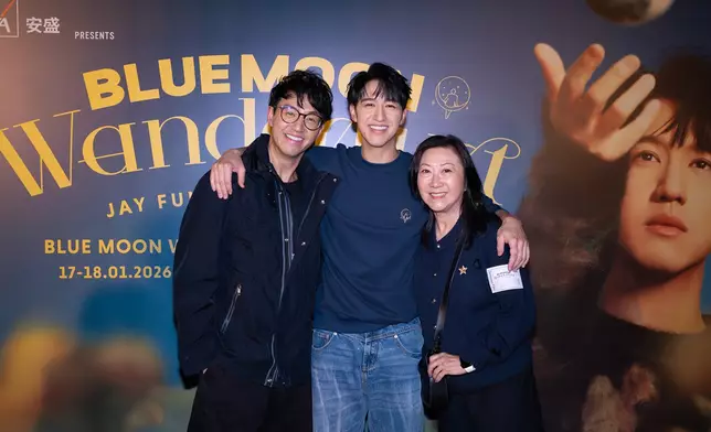 Jay的媽咪和弟弟