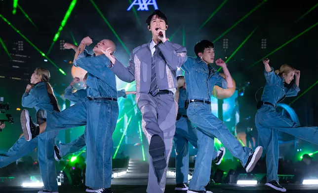 《BLUE MOON WANDERLUST 馮允謙演唱會2026》