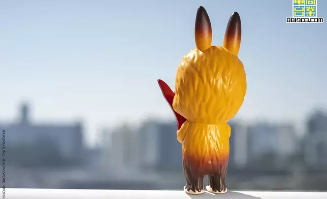 LABUBU x 叱咤 x HOW2WORK首度聯乘「LABUBU Radio Art Toy」