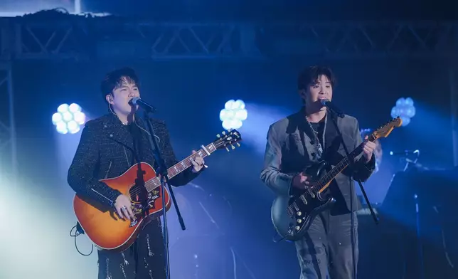 胡子貝、陸卓謙