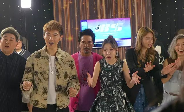 正式拍攝前，節目有搵嚟《中年》畢業生測試系統。