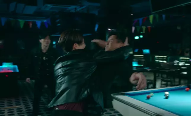 拳腳功夫全部做足。