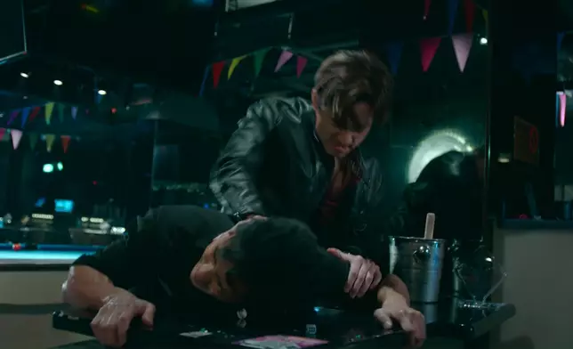 拳腳功夫全部做足。