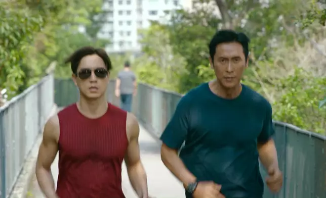 麒麟臂好搶眼。