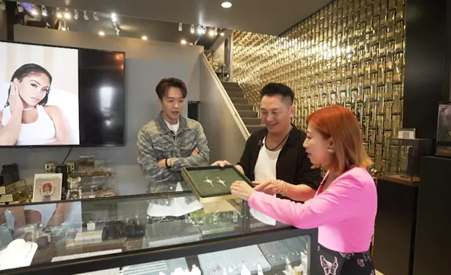 Kyle為不少荷李活名人、明星設計首飾。