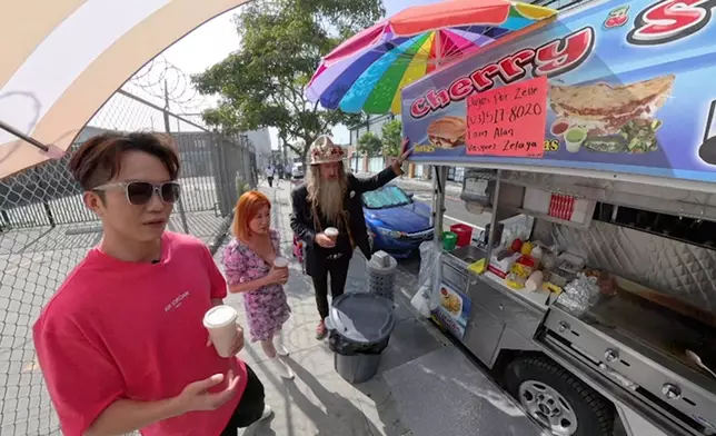 開住「波子」遊車河兼品嚐地道美食街頭食品。