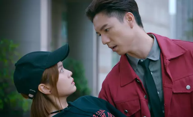 游游同吳偉豪呢場戲，默契十足。