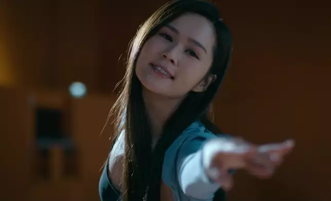 梁超怡跳芭蕾都似模似樣架。