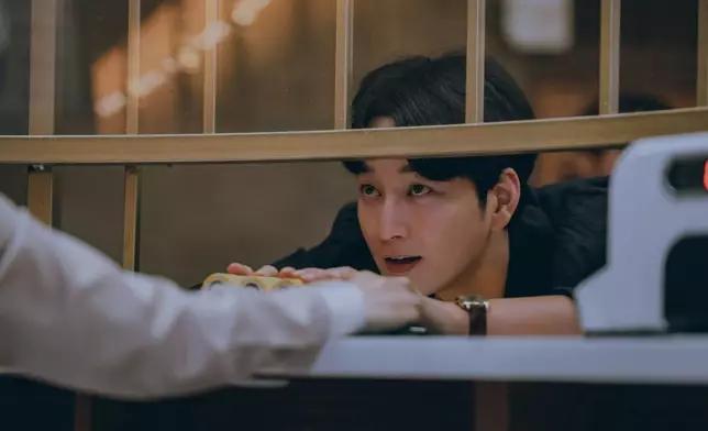 李玹旭《賭金》。Disney+提供圖片