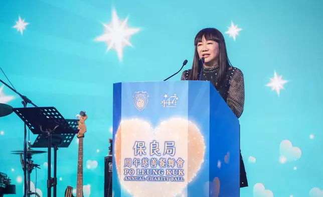 節目籌委會主席暨保良局副主席譚毓楨博士於致辭時分享為有需要的基層市民服務的體驗，她領悟到關懷與希望必須從心出發，以生命影響生命。