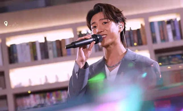 力臻《2882點85》