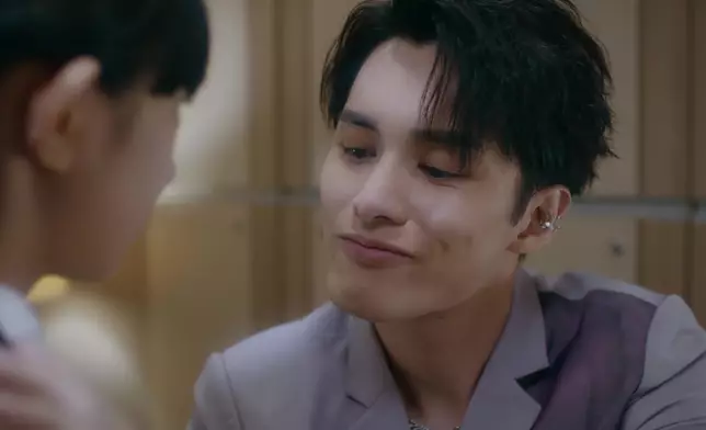 見到廣沛呢兩格表情想打佢。