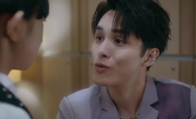 見到廣沛呢兩格表情想打佢。