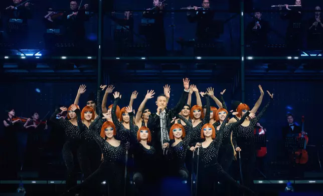 20場《張學友60+巡迴演唱會香港終章》昨晚圓滿結束。