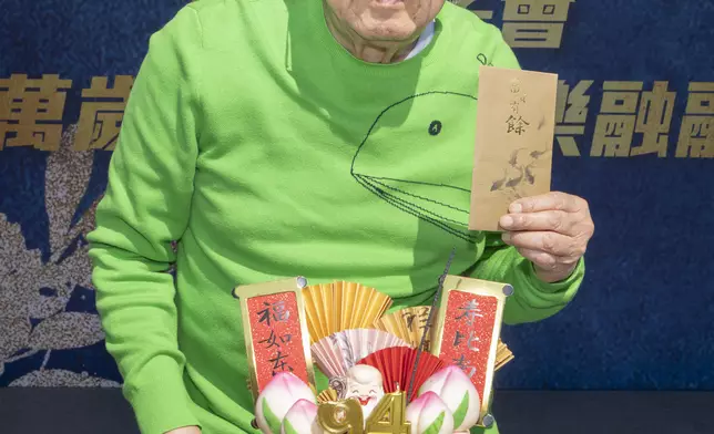 修哥感動表示：「今年最大型、最難忘的生日會！」