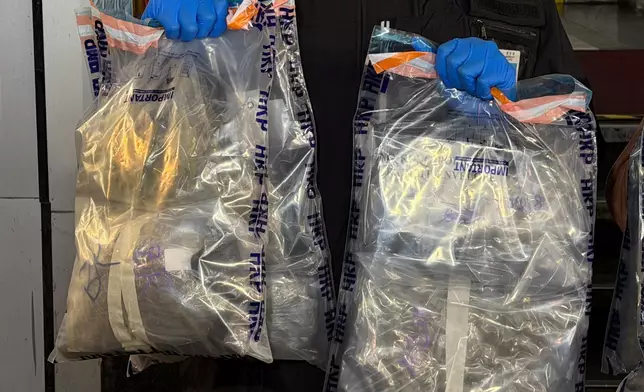 警方展示證物。