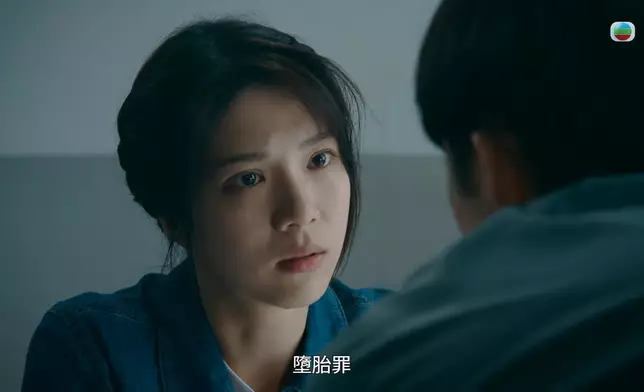 因為清醒，湘言愈講眼神就愈堅定。