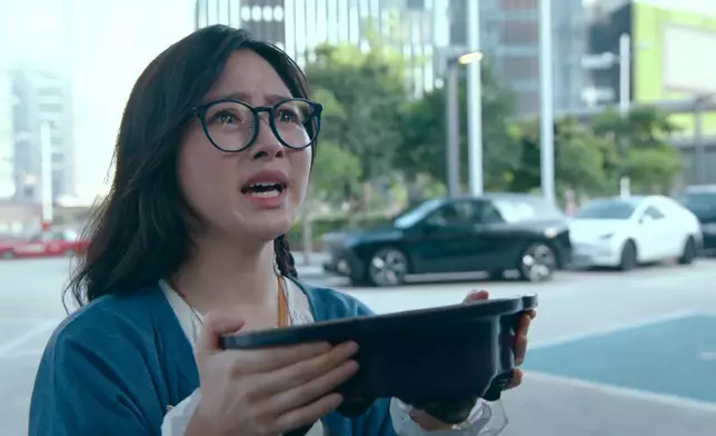 為咗令成日要拎住個盆嘅Yuki冇咁重負擔，劇組特登整咗個道具烏盆。