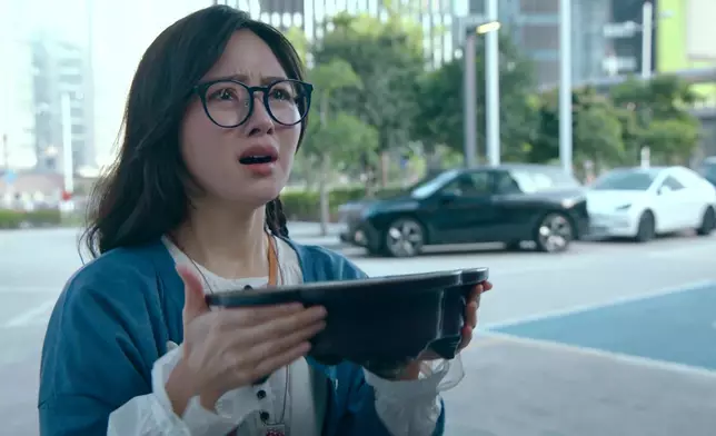 為咗令成日要拎住個盆嘅Yuki冇咁重負擔，劇組特登整咗個道具烏盆。