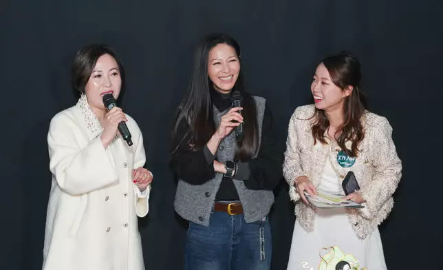 日本「NeoYouth美康萊」創辦人陳嘉莉（左）大讚搵啱滕麗名（中）做生招牌。