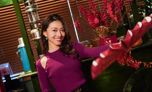 談到新年願望，Zoie目標明確，盼有更多工作機會。