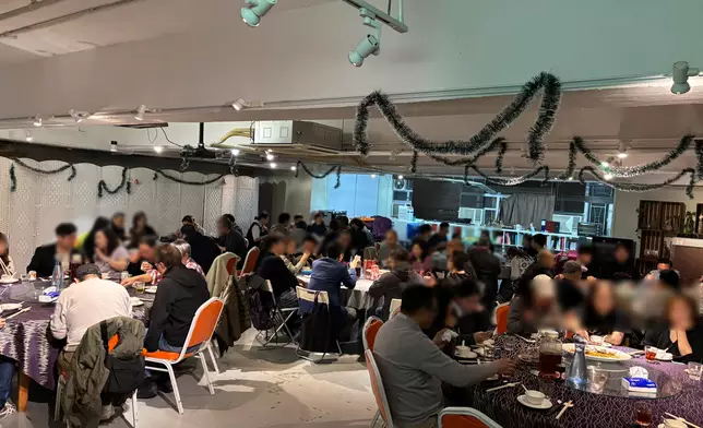 貼文一出獲網民與街坊一呼百應最終有多達72人捧場，場面熱鬧。