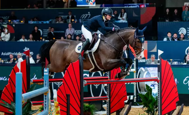 馬會馬術隊成員黎嘉怡，代表中國香港參加部分於盛典期間舉行的馬術賽事。