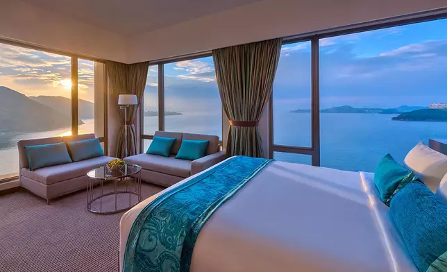 香港愉景灣酒店「情人節住宿計劃」為情侶的甜蜜時光帶來無限美味和驚喜。